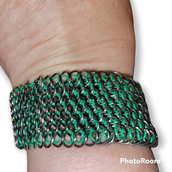 Dragon Scale Chainmail Bracelet (N147) - Picture 2 of 5